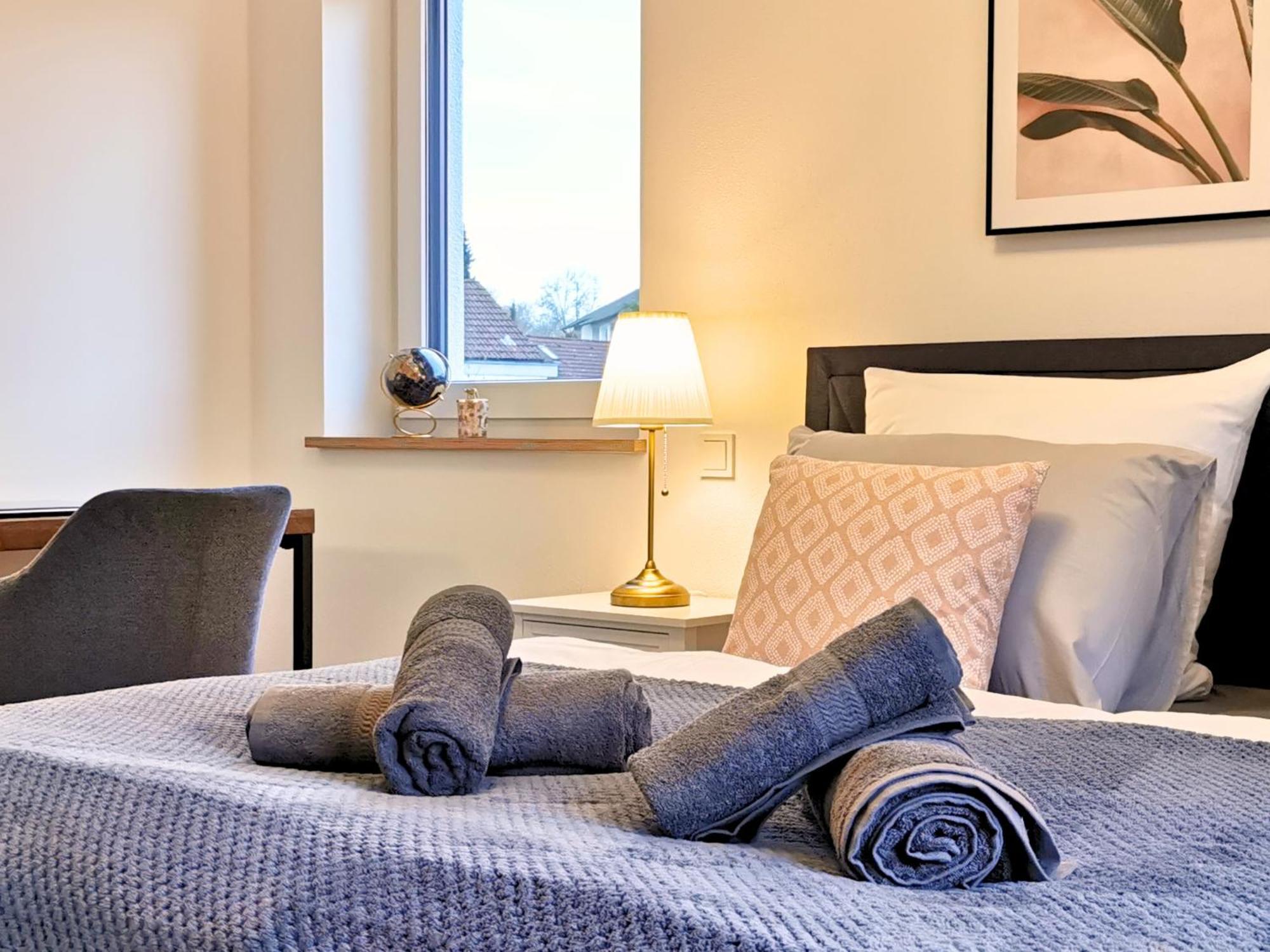Апартаменты Fynbos Penthouse Deluxe, Balkon, Parkplatz Штраубинг Экстерьер фото
