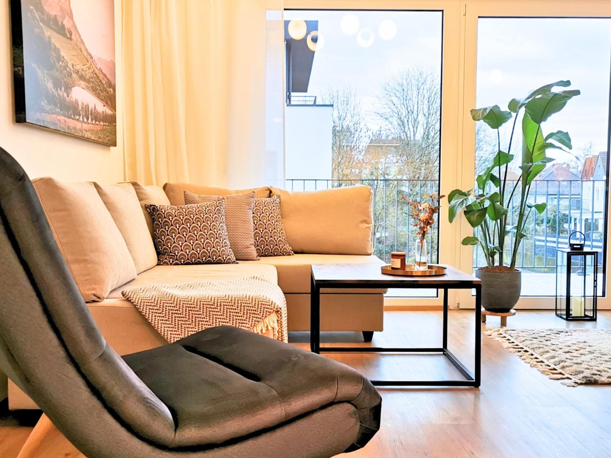 Апартаменты Fynbos Penthouse Deluxe, Balkon, Parkplatz Штраубинг Экстерьер фото